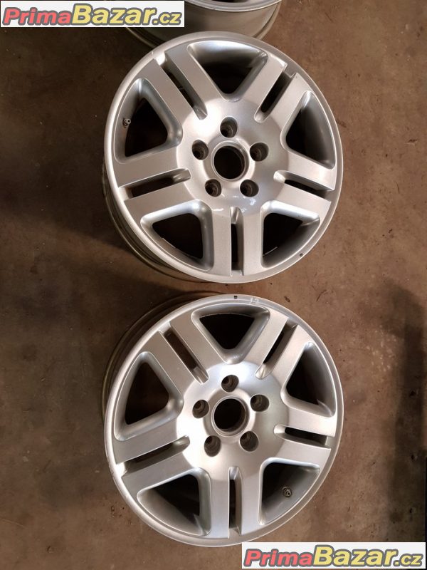 sada alu kola Volkswagen se senzorama tlaku v pneu 7L6601025T 5x130 8jx18 et57 r18