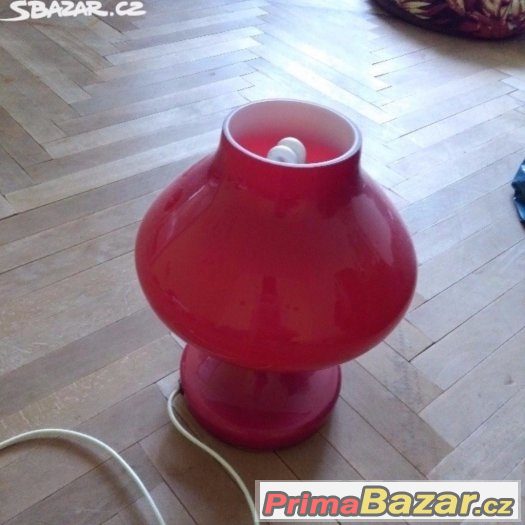 Retro lampu červenou ,,Brusel,,