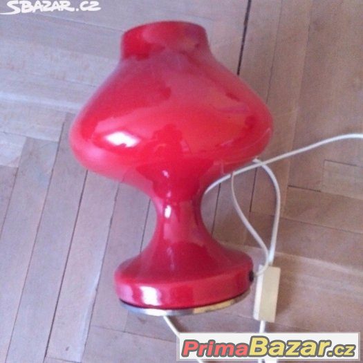 Retro lampu červenou ,,Brusel,,