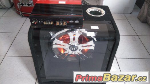 Prodám Aktivní subwoofer Honda +zesilovač 600W