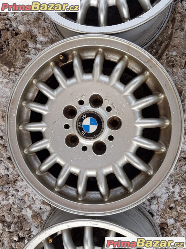 sada bez pneu BMW 1180069 5x120 7jx15 is47