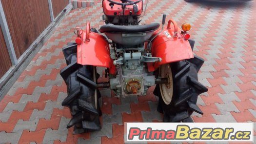 JAPONSKÝ MALOTRAKTOR YANMAR YM1300