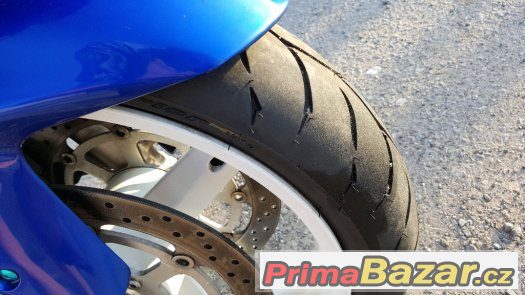 Suzuki GSX-R600 Suzuki GSX-R600