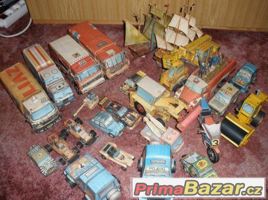 Slepené hotové papírové modely z časopisů ABC Slepené hotové papírové modely z časopisů ABC