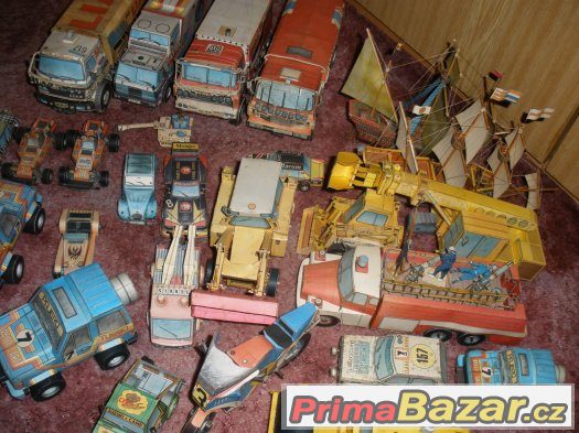 Slepené hotové papírové modely z časopisů ABC Slepené hotové papírové modely z časopisů ABC