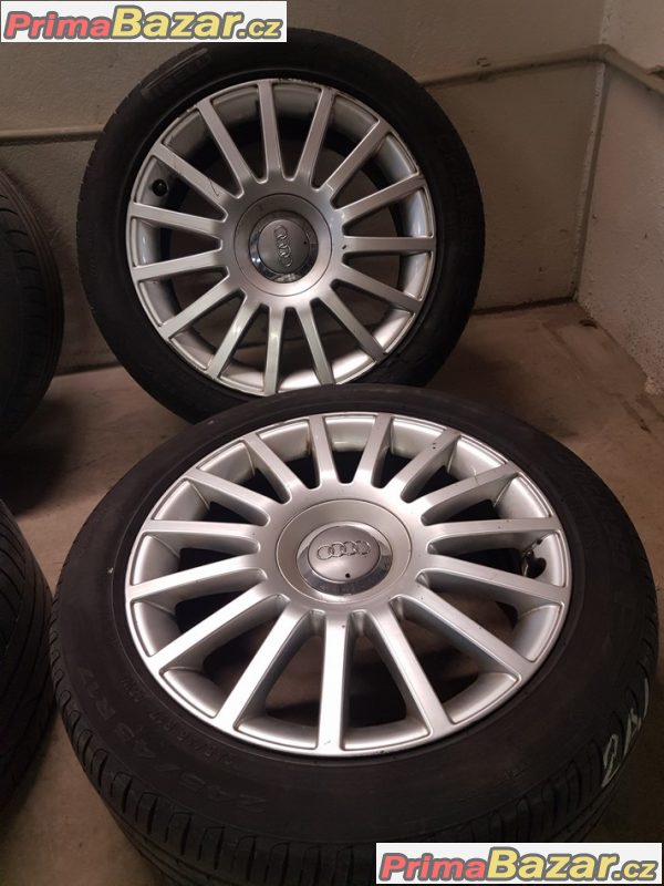 sada alu kola Audi 4F0601025AH 5x112 8jx17 et48