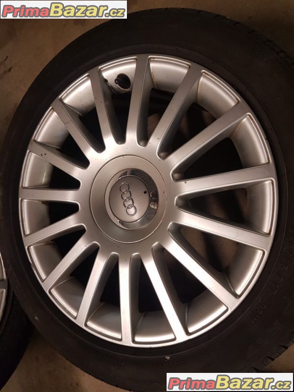 sada alu kola Audi 4F0601025AH 5x112 8jx17 et48