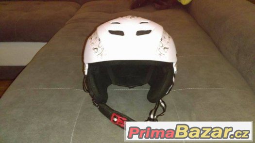 Dámská helma na snowboard/lyže