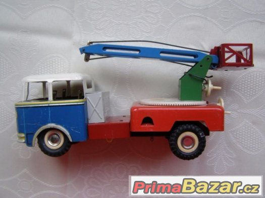 Koupím starou hračku plechova Škoda 706