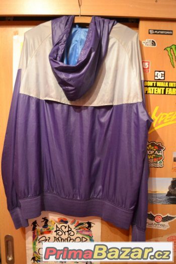 NIKE WINDRUNNER NIKE WINDRUNNER