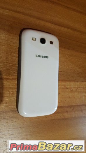 Samsung Galaxy S III (i9300), Marble White - jako nový