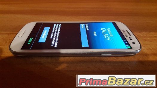 Samsung Galaxy S III (i9300), Marble White - bílý