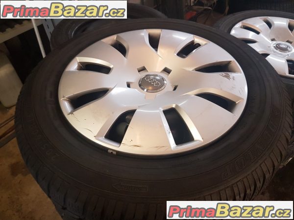 1xplechovy disk s pneu a pokličkou Audi 8K0601027 5x112 7jx16 et39