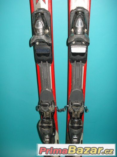 Lyže Dynastar 148cm + boty Lange 255mm Lyže Dynastar 148cm + boty Lange 255mm