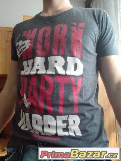 Trička s krátkým rukávem (L-XL) Trička s krátkým rukávem (L-XL)
