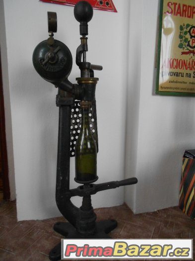 Koupím staré lahve od piva a sodovek Koupím staré lahve od piva a sodovek