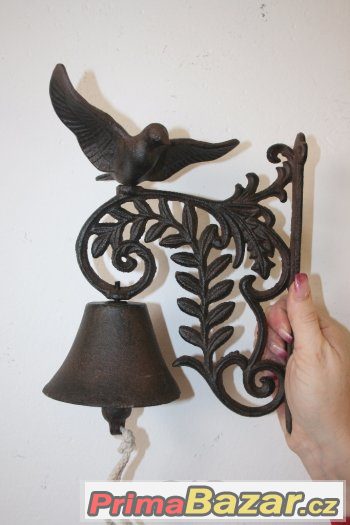 Litinový zvonek s ptáčkem