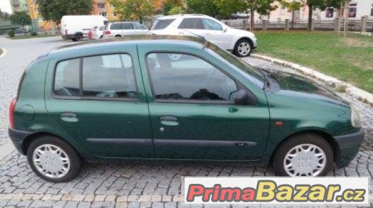 Renault Clio na na náhradní díly rv. 1999