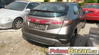 Honda Civic 8g na náhradní díly rv.2006