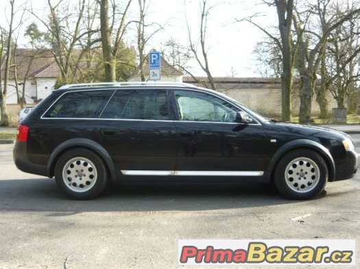 Audi Allroad - originální přední blatníky + plastové lemy Audi Allroad - originální přední blatníky + plastové lemy