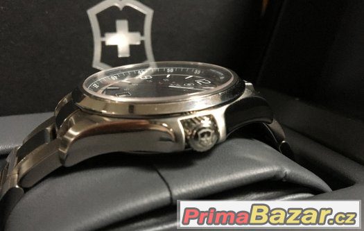 Luxusní Švýcarské hodinky Victorinox