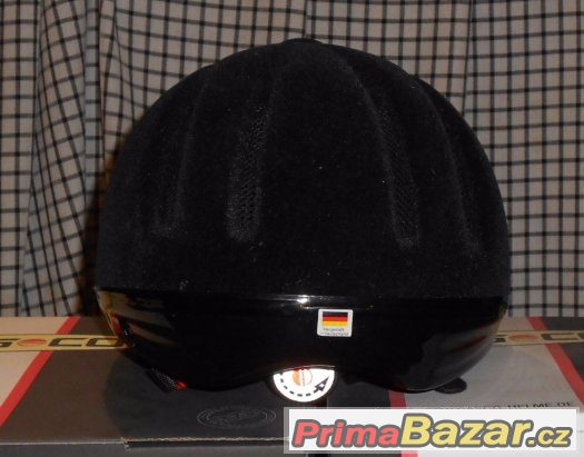 Casco youngster black-flock 49-54 cm velikost S NOVÁ Casco youngster black-flock 49-54 cm velikost S NOVÁ