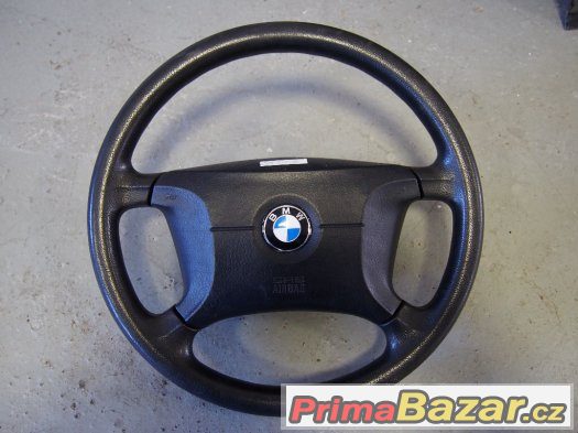 BMW volant s airbagem