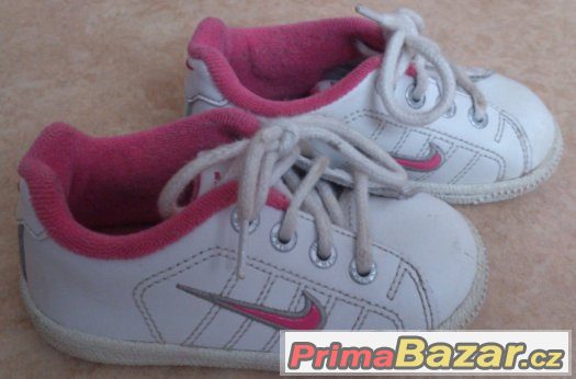 Dětské botičky, botasky, NIKE, vel.21 Dětské botičky, botasky, NIKE, vel.21