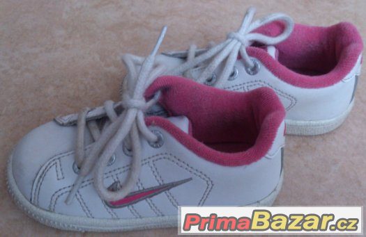 Dětské botičky, botasky, NIKE, vel.21 Dětské botičky, botasky, NIKE, vel.21