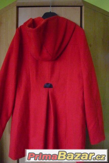 Dámský červený kabát Yumi