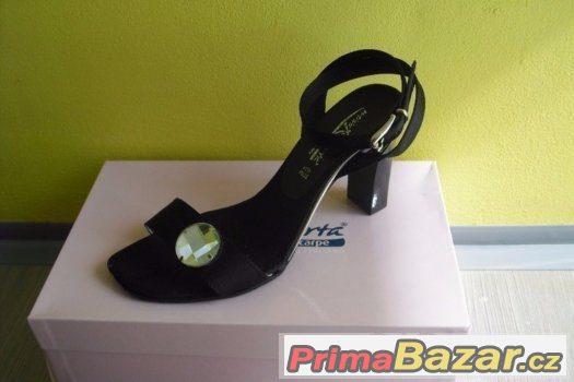 Černé sandály Verra Pelle