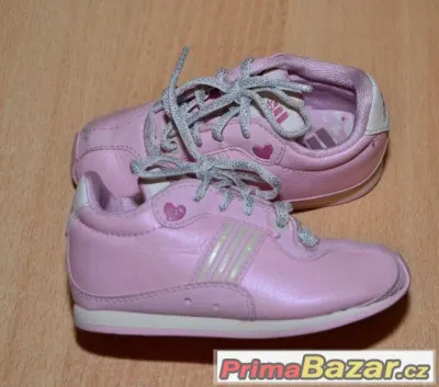 Sportovní botičky Adidas vel.č. 22