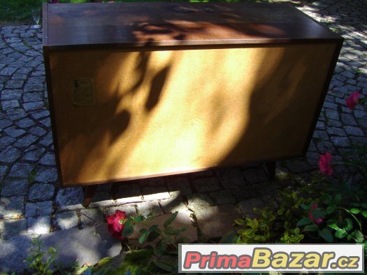 Retro komoda / skříňka / U 452 / Jiroutek / Retro komoda / skříňka / U 452 / Jiroutek /