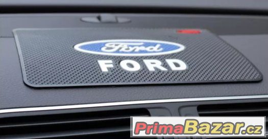 protiskluzová podložka Ford 190 X 120 X 3mm