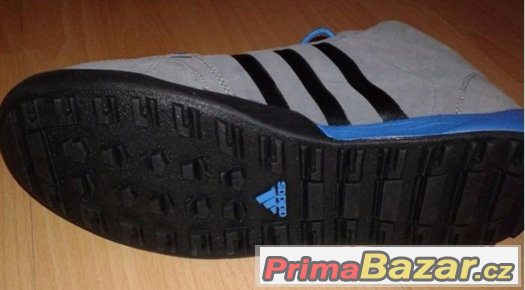 outdoorové boty Adidas Daroga velikost UK9 doprava zdarma