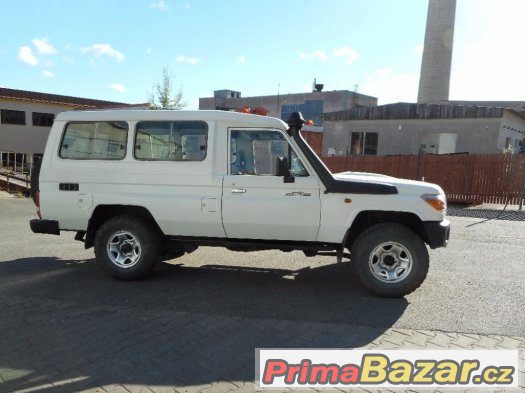 Nabízím Toyota Land Cruiser HZJ 78