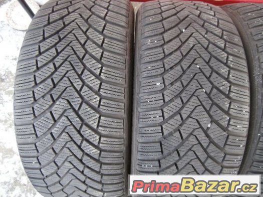 Zimní pneumatiky 225/45 R17 94H Continental 90%