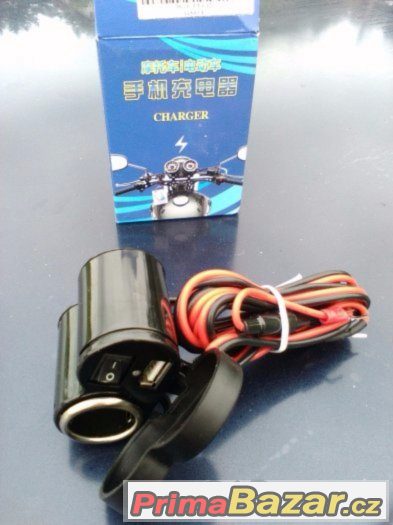 moto-zasuvka-12v-a-usb-s-vypinacem