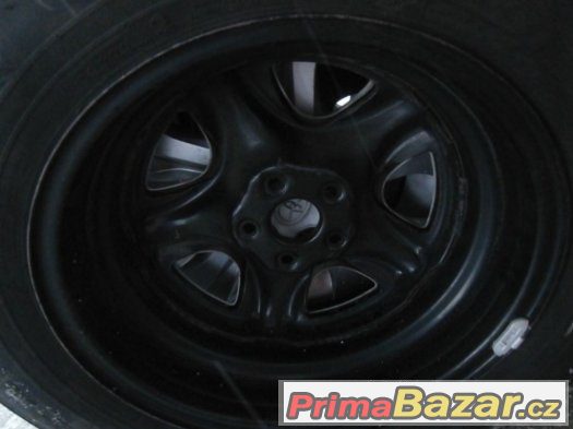 Zánovní sada rozteč 5x114.3 Toyota RAV4 vel.17  za 4ks