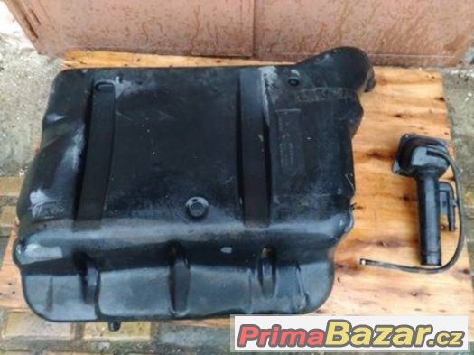 Auto nádrž Plastová Auto nádrž Plastová