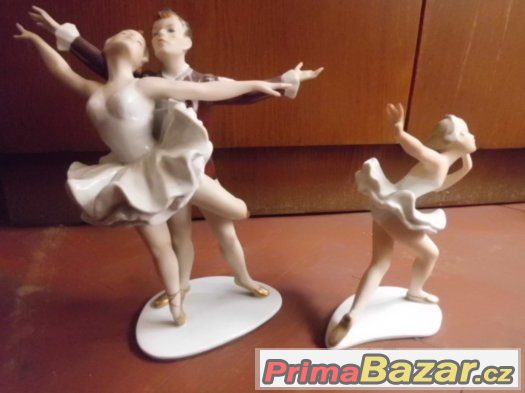 2 pěkné Starožitné porcelánové sošky Baletky - značeno