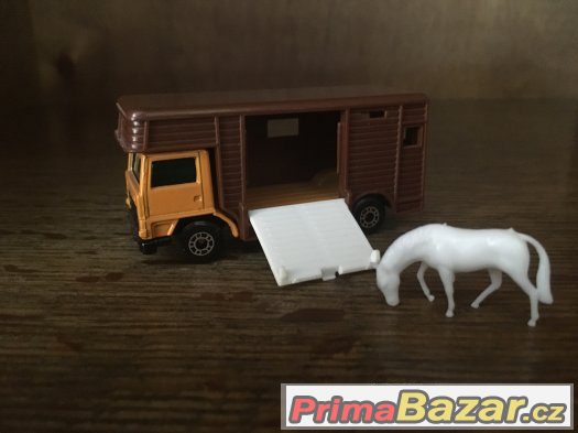 Matchbox SF 40 Horse Box