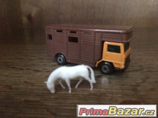 Matchbox SF 40 Horse Box Matchbox SF 40 Horse Box