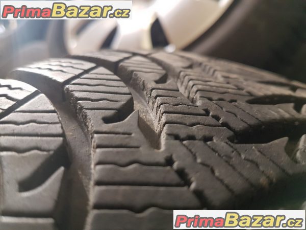 plechové disky s poklicema VW r15 pneu Michelin Alpin A4 1K0601027T 5x112 6jx15 et47 pneu 195/65 r15 91T