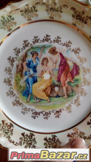 Karlovarsky porcelan 3 poschodovy talire :-)