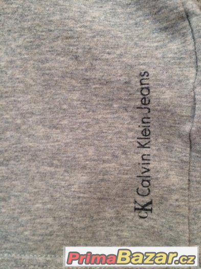 Pánské tričko Calvin Klein vel M Pánské tričko Calvin Klein vel M