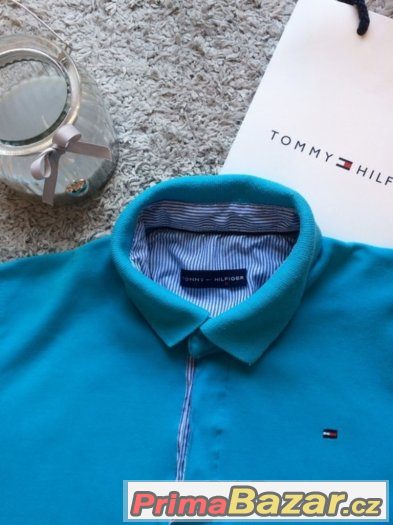 Dámské tričko Tommy Hilfiger vel M