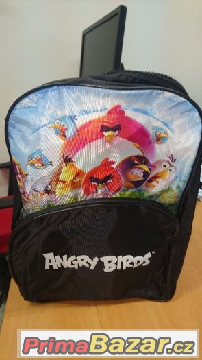 Prodam aktovku, sáček a penál angry birds