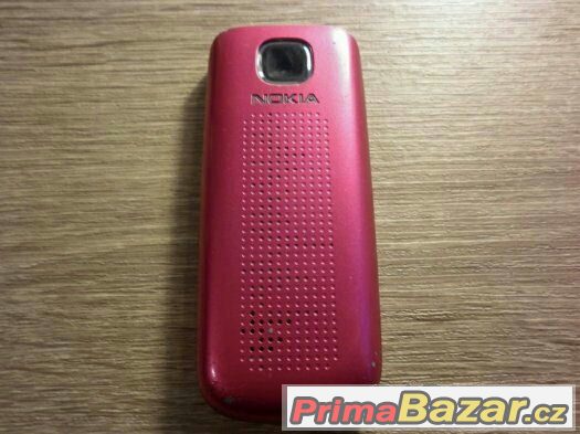 Nokia 2690, fialová.