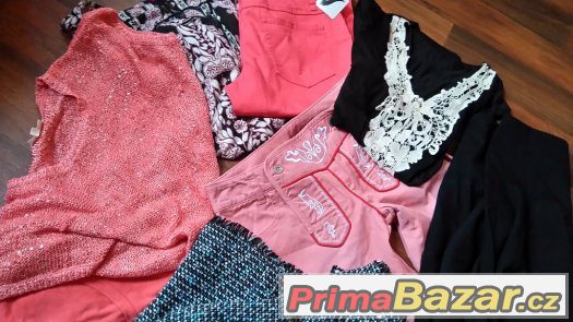 Krásný dámský elegantní set Krásný dámský elegantní set